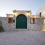 Pom Alaçatı Boutique Hotel
