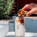 Pom Alaçatı Boutique Hotel *