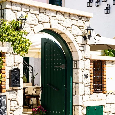 Pom Alacati Boutique Szálloda Çeşme