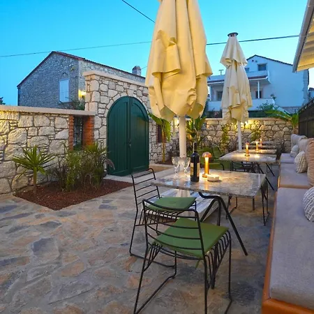 Pom Alacati Boutique Alacati