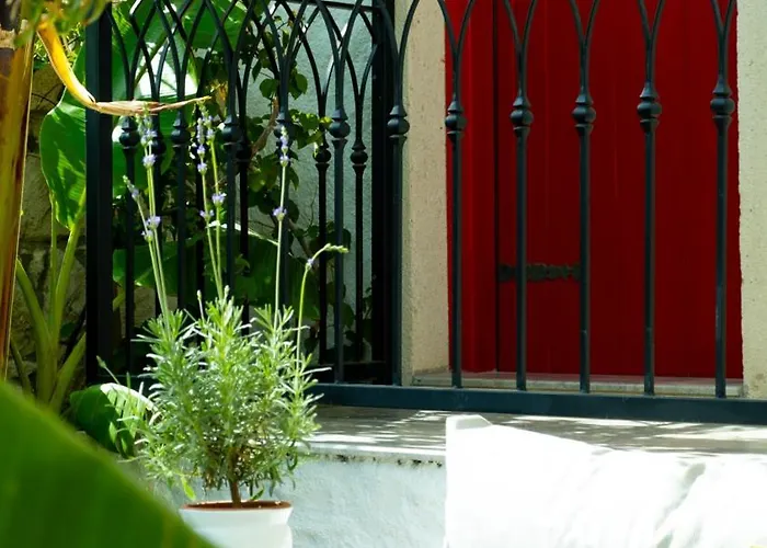 מלון Pom Alacati Boutique Çeşme