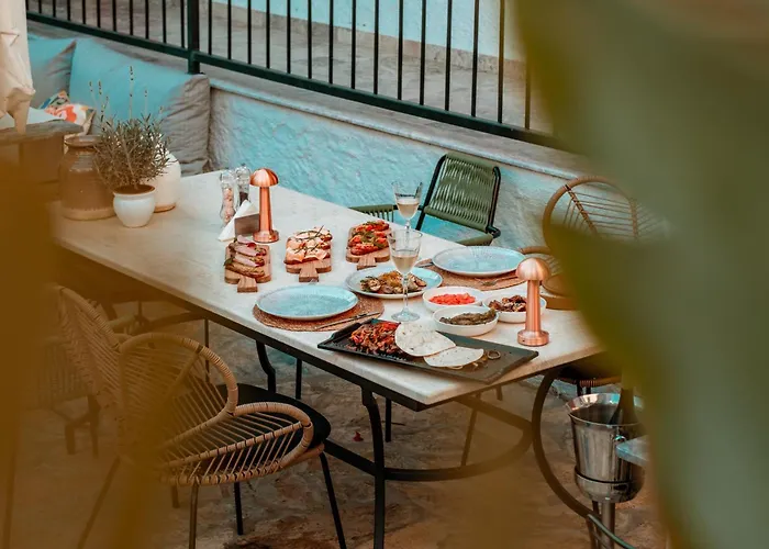 Pom Alacati Boutique * Çeşme