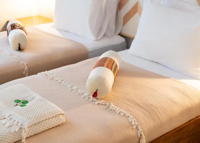 מלון Pom Alacati Boutique Çeşme